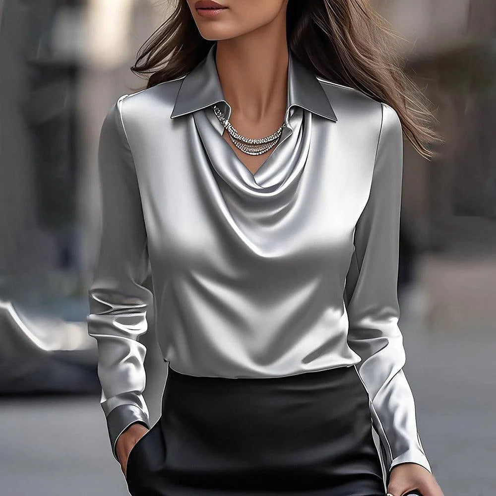 Elegantna satenasta bluza z drapiranim izrezom-SI