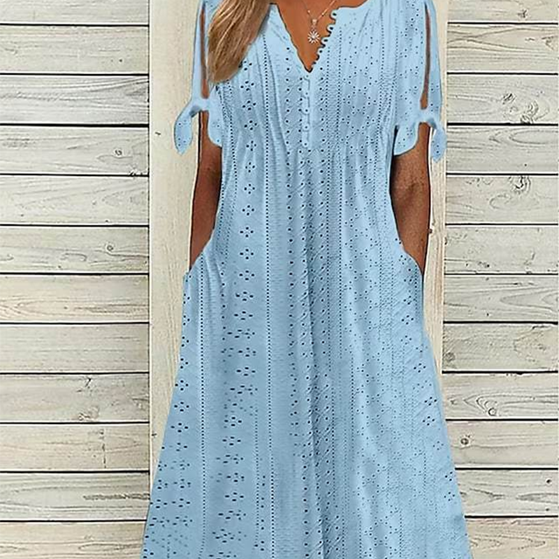 Elegantiška moteriška suknelė su V formos iškirpte-LT