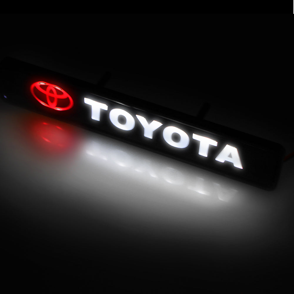 Stilinga atmosfera automobilyje – LED logotipo apšvietimas priekinio variklio dangčio centre-LT