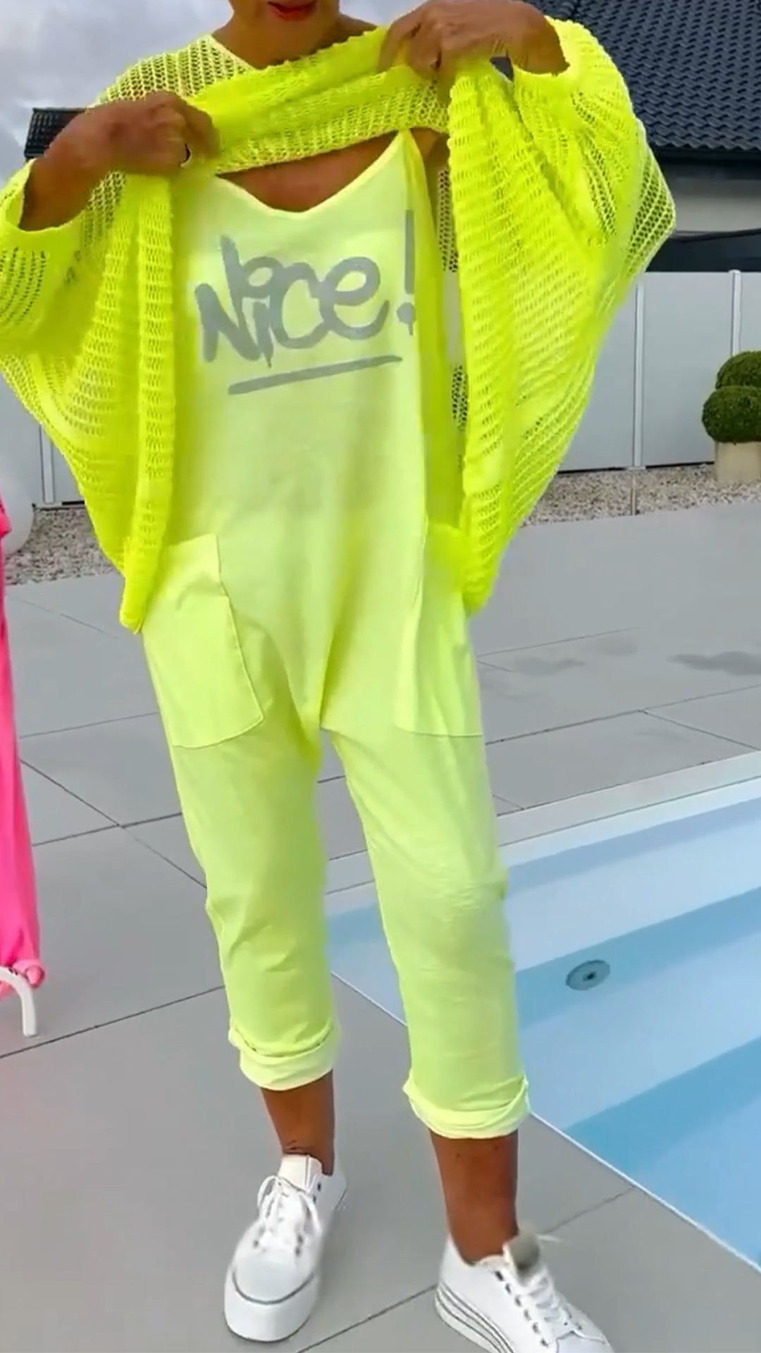 🌸Ženski kombinezon + ohlapna majica z izrezanim šalom-SI