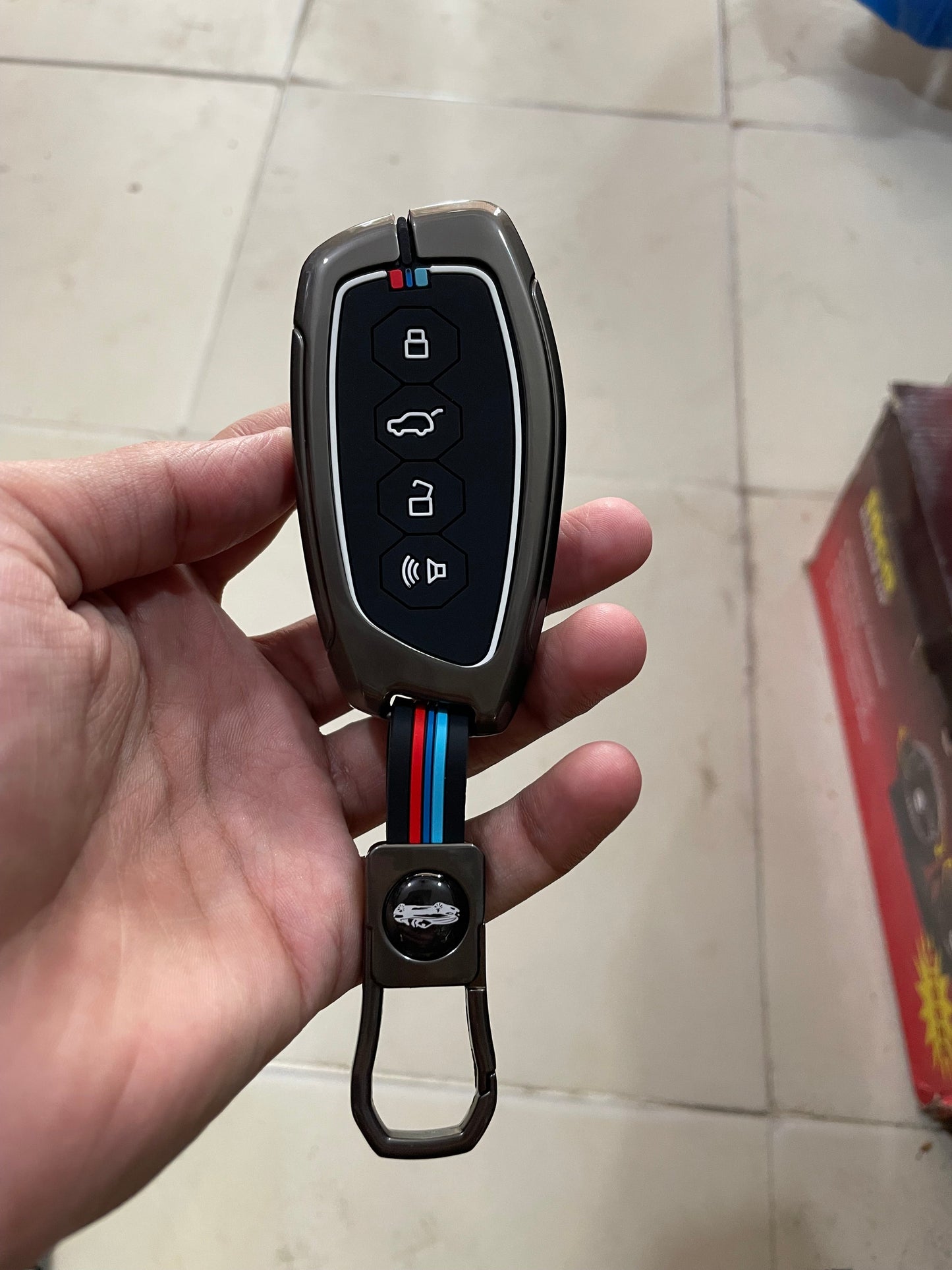 Kovinsko ohišje za ključe-SI