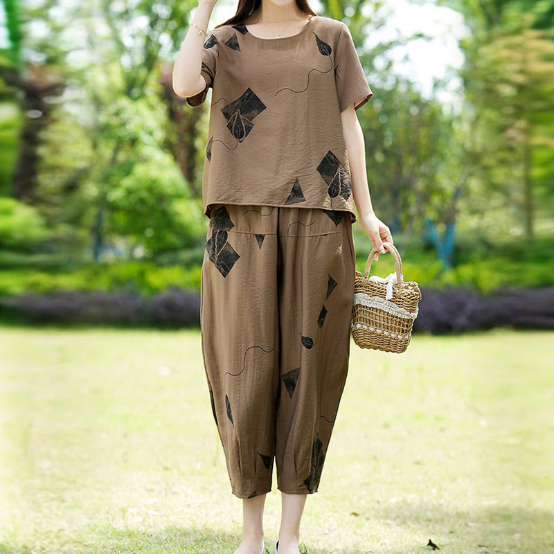 💞 Moteriškas raštuotas trumpų rankovių viršutinis komplektas ir plačios trumpintos kelnės-LT