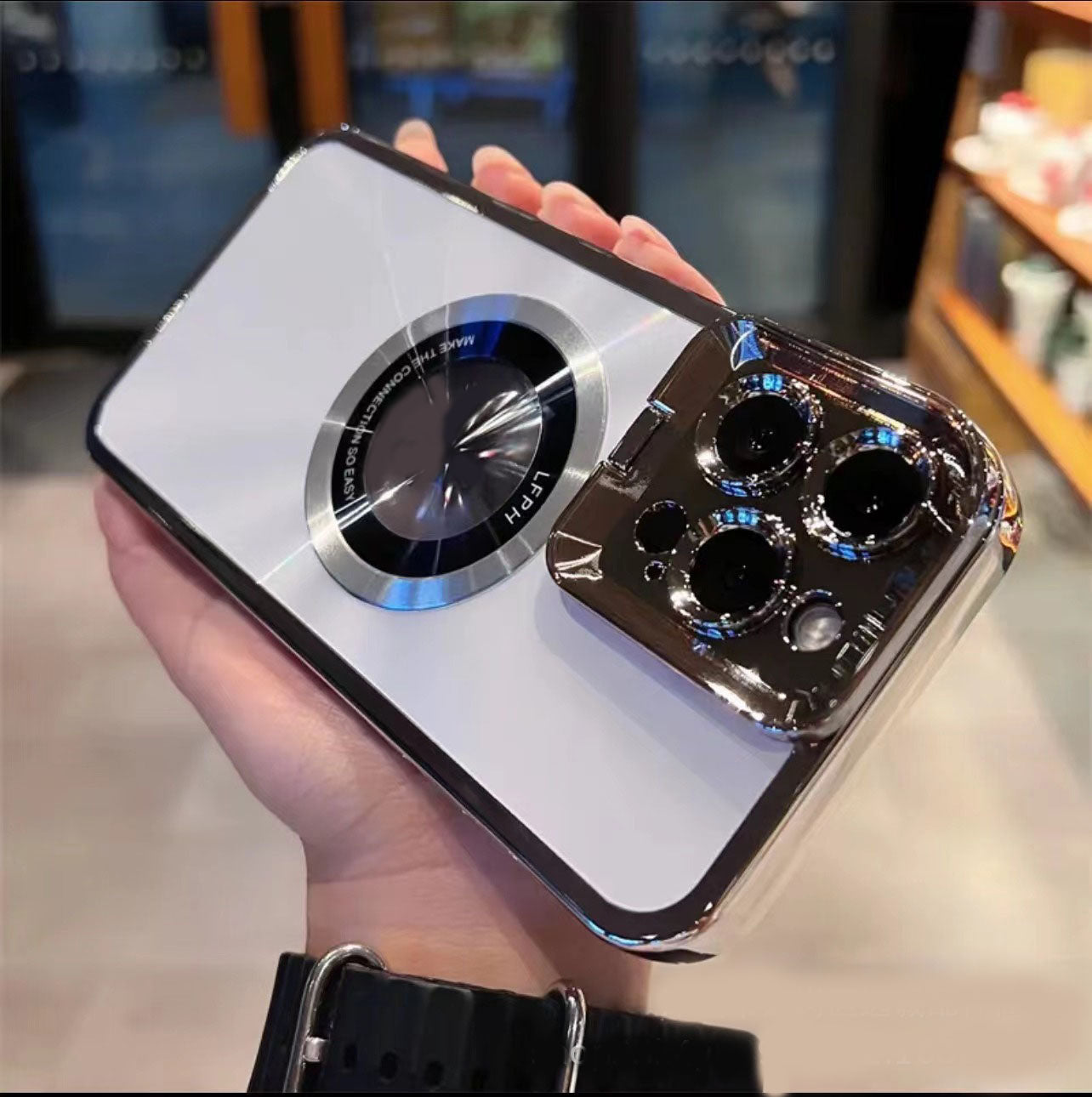 Magnetinis iPhone dėklas su objektyvo tvirtinimu