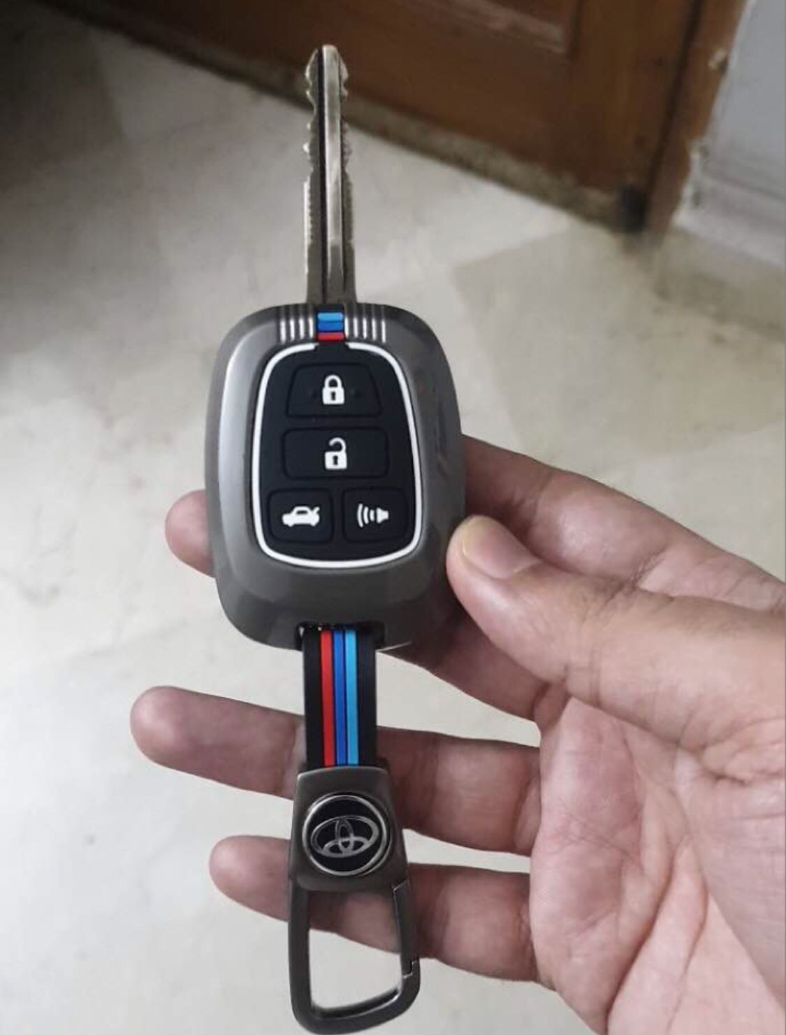 Kovinsko ohišje za ključe-SI