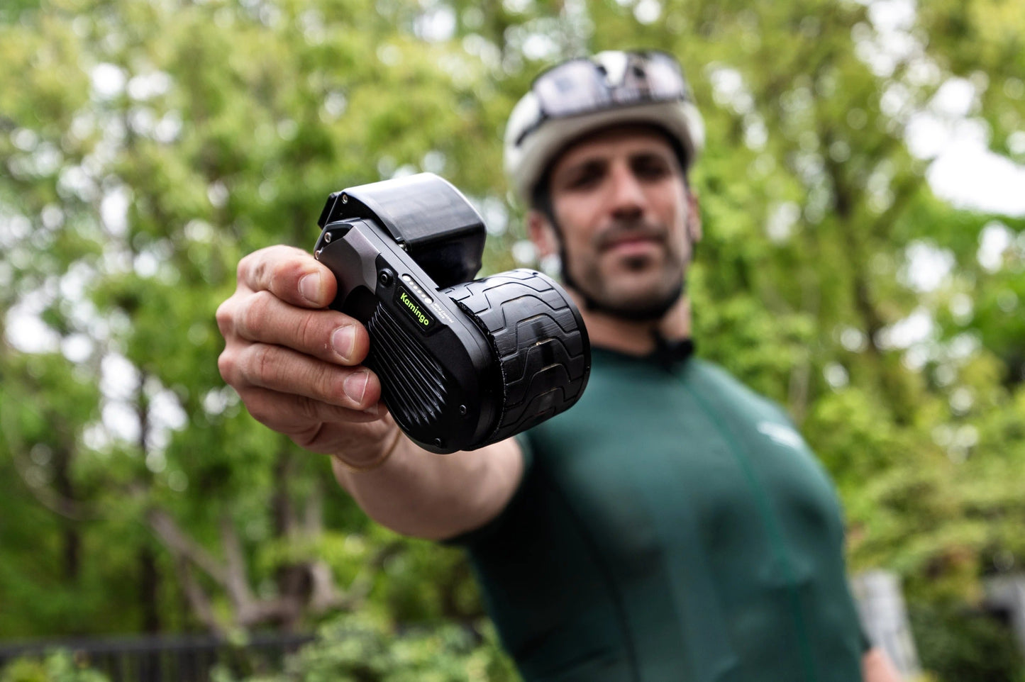 Kamingo: V 10 sekundah spremenite svoje kolo v električno kolo z močjo 750 W-SI