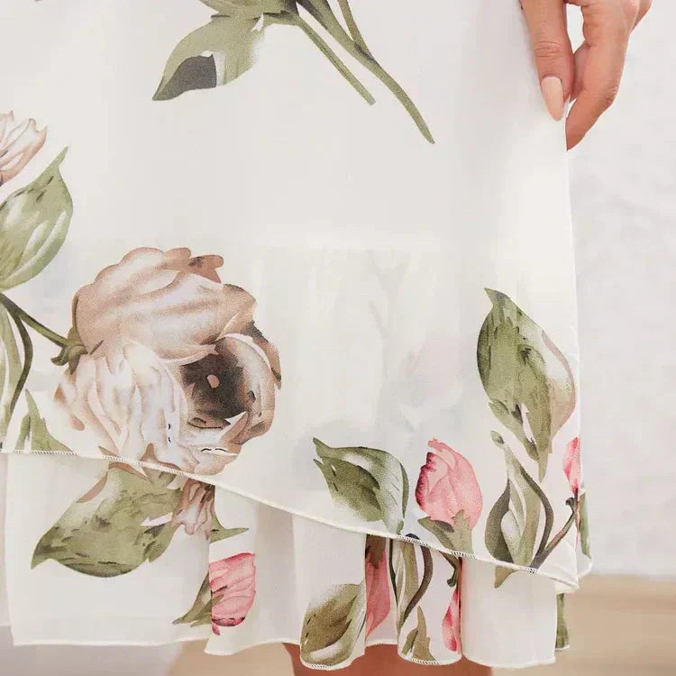 KARŠTA 50% 👗 Raudona žiedlapių spalvos žėrinti šifono suknelė-LT