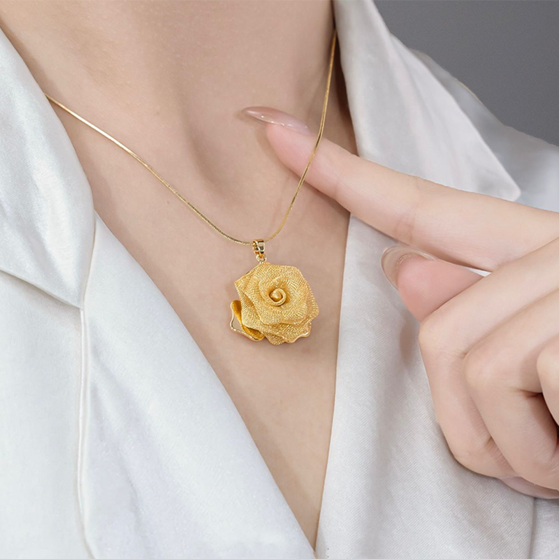 🌹Ελαφρύ και πολυτελές κολιέ με τριαντάφυλλα-GR