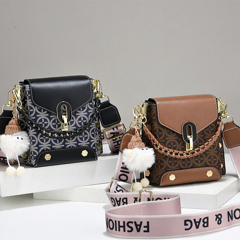 Moteriška madinga odinė rankinė per petį-LT