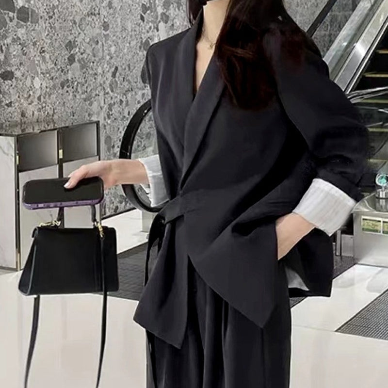 Dvodelni ženski komplet - suknjič z zavezovanjem spredaj in široke hlače-SI